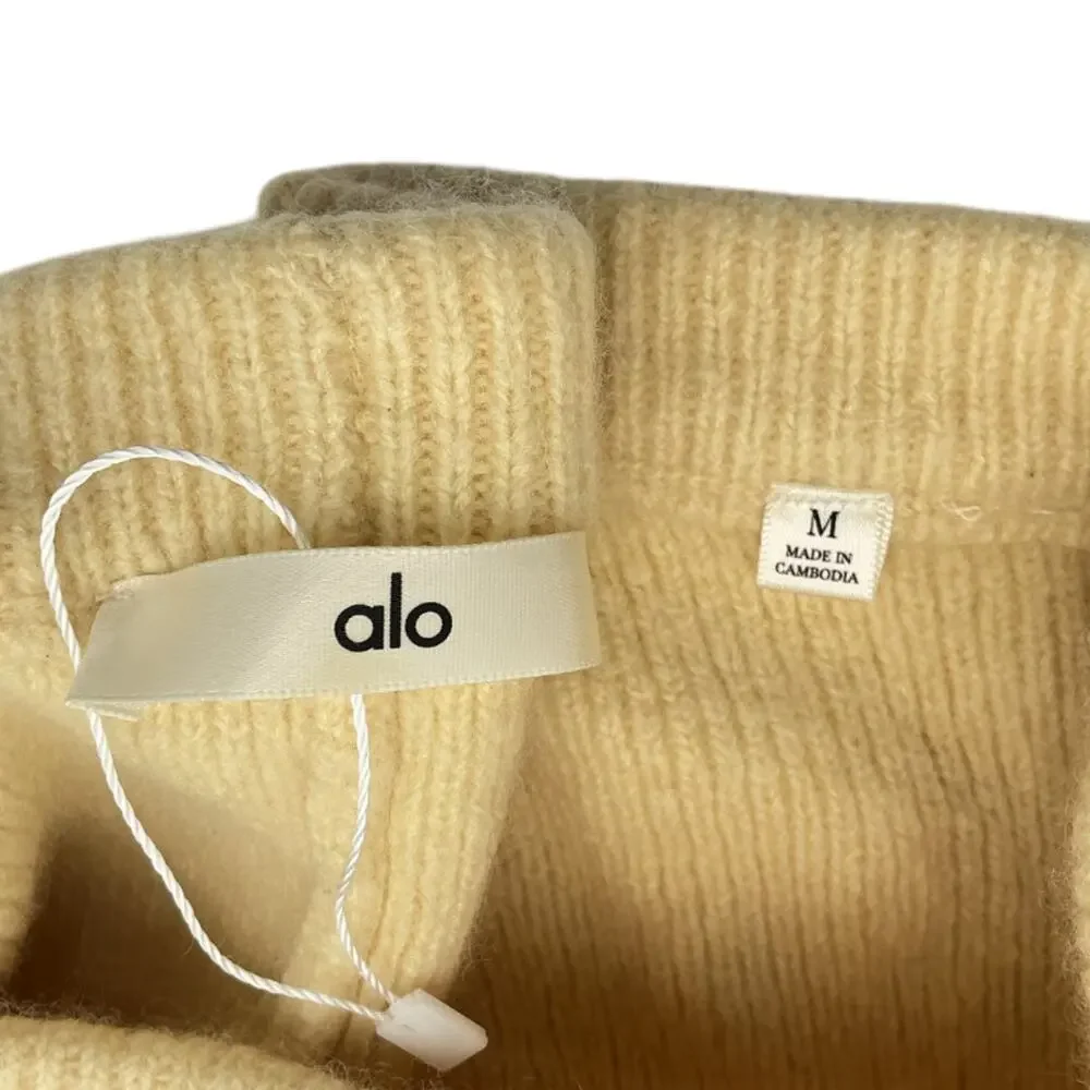 Alo Yoga Ribbed Yellow Noble Shorts Size M